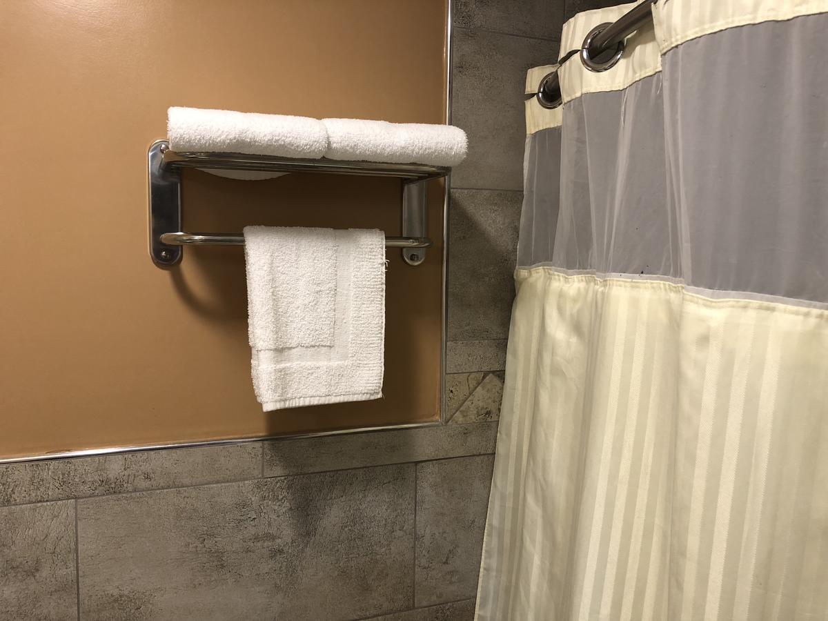 Whittier Travel Inn Zewnętrze zdjęcie
