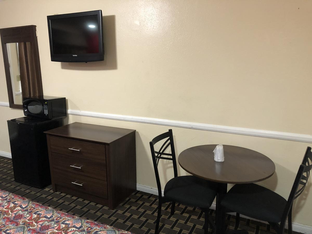 Whittier Travel Inn Zewnętrze zdjęcie