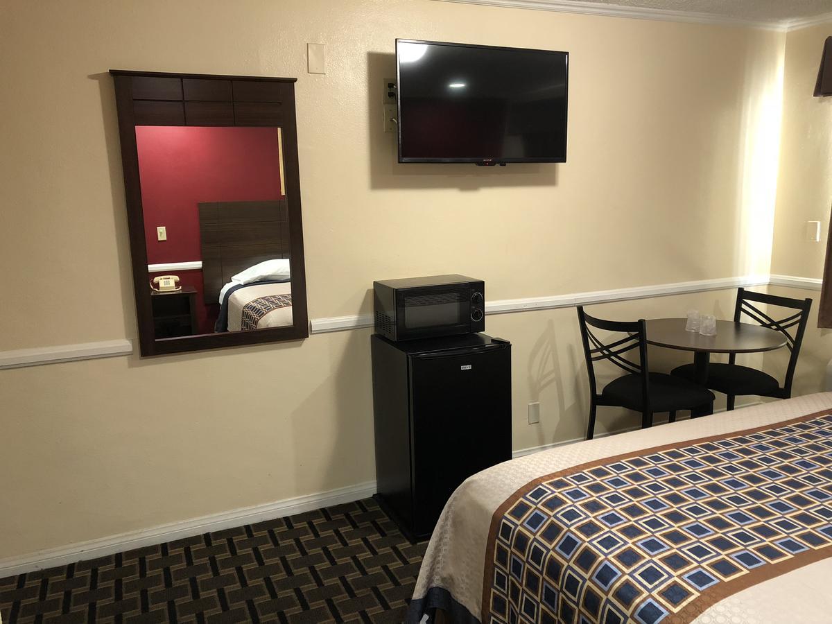 Whittier Travel Inn Zewnętrze zdjęcie