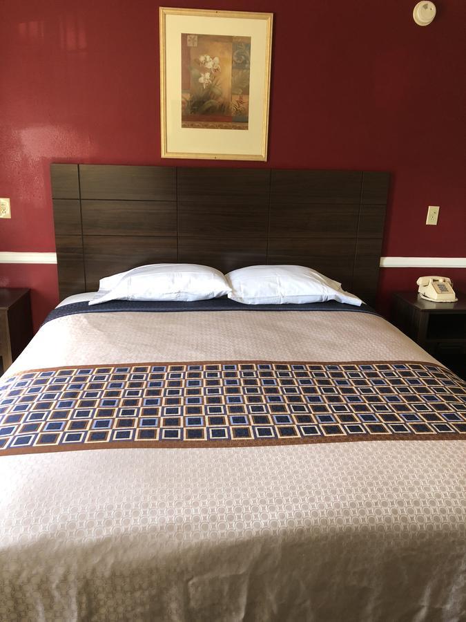 Whittier Travel Inn Zewnętrze zdjęcie