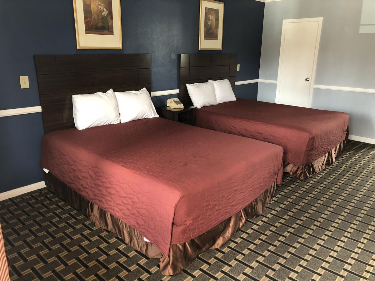 Whittier Travel Inn Zewnętrze zdjęcie