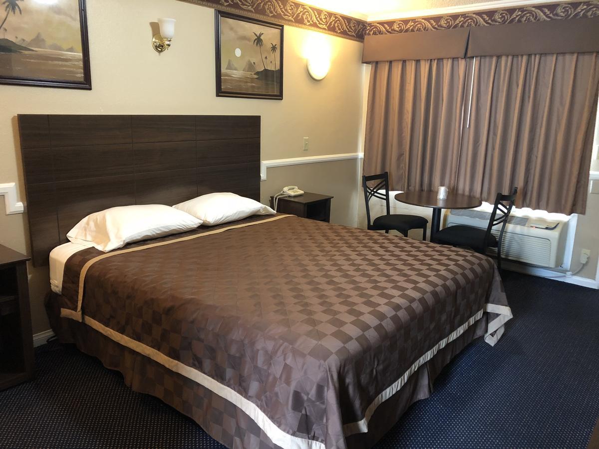 Whittier Travel Inn Zewnętrze zdjęcie