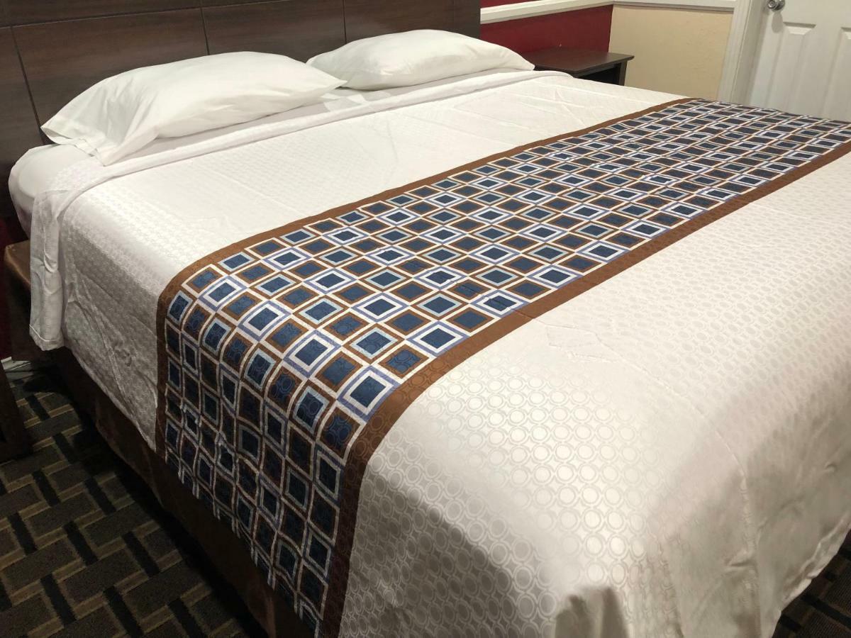 Whittier Travel Inn Zewnętrze zdjęcie